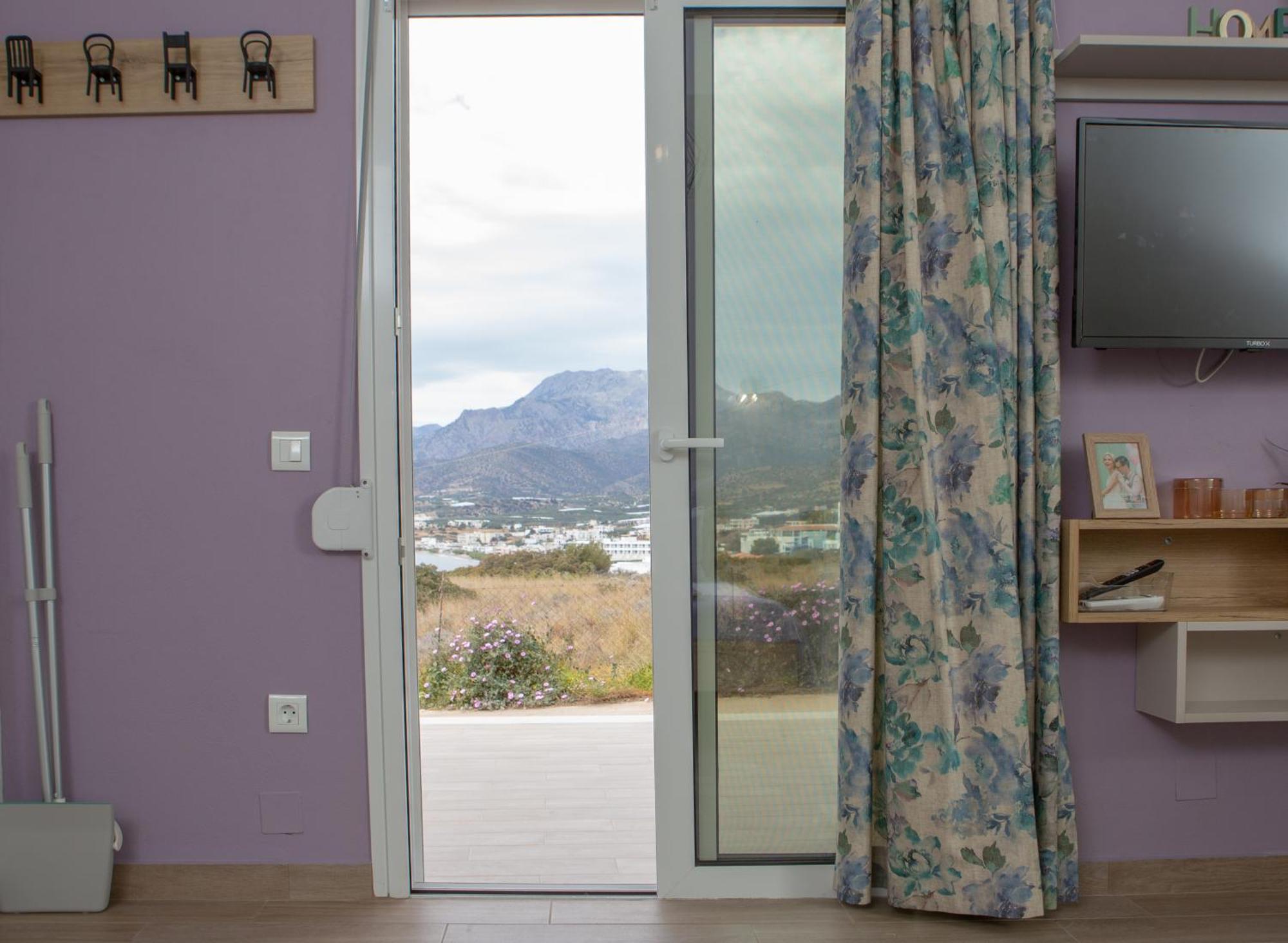 Studio Athena With Panoramic View Of Makrygialos Lejlighed Pilalímata Eksteriør billede