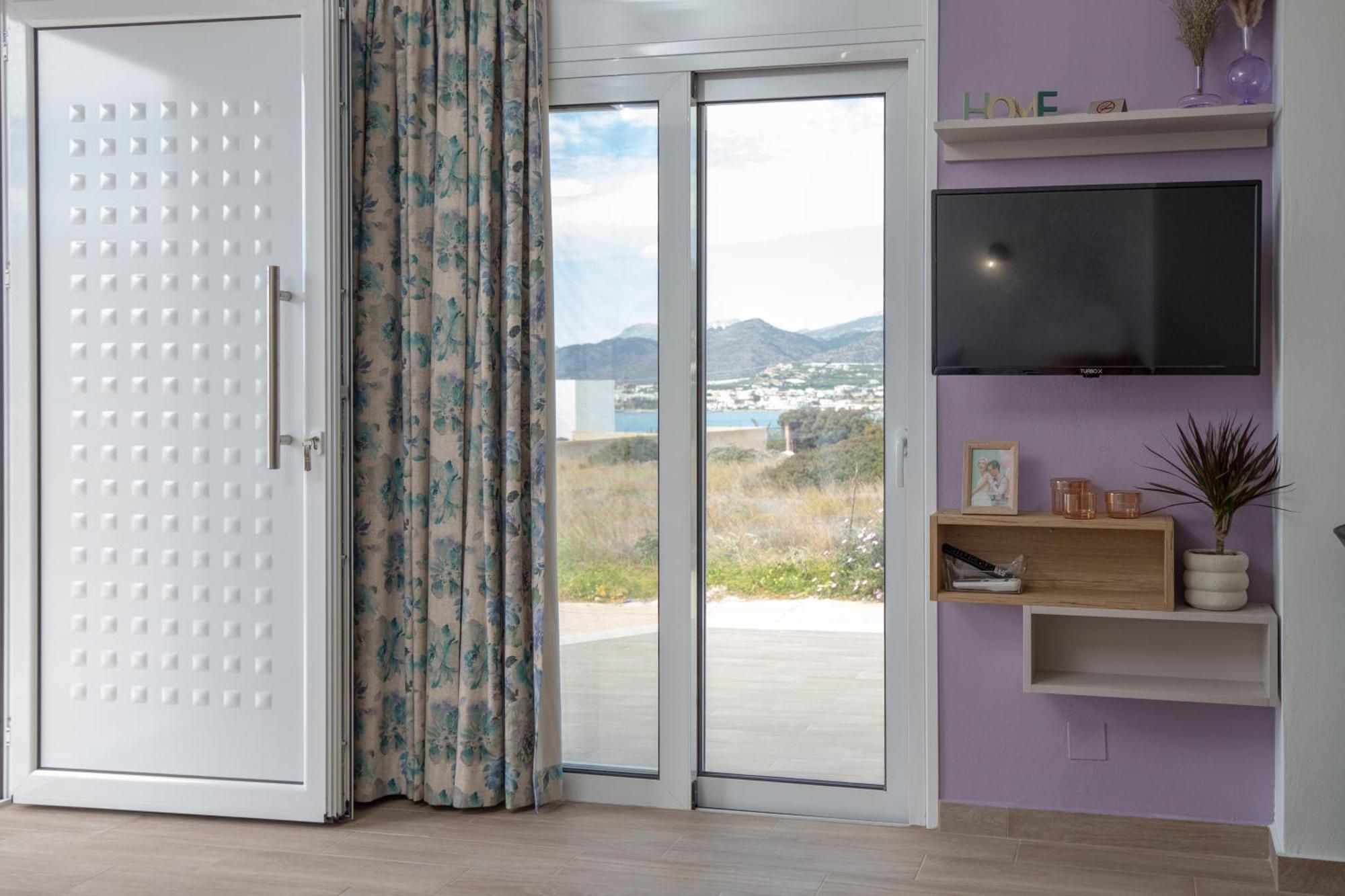 Studio Athena With Panoramic View Of Makrygialos Pilalímata Eksteriør billede